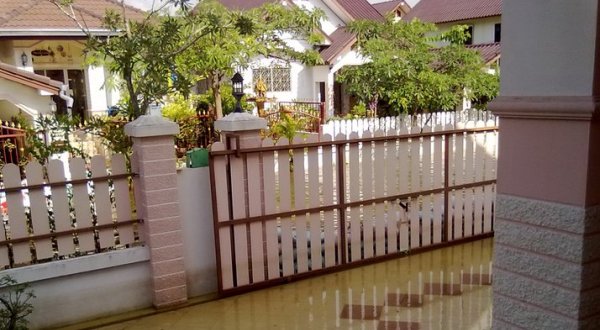 การซ่อมแซมบ้านหลังน้ำท่วม (ตอนที่ 1)