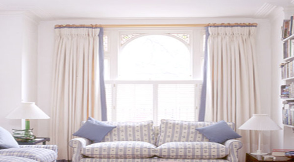 การเลือกใช้ผ้าม่านให้เหมาะกับลักษณะของบ้าน