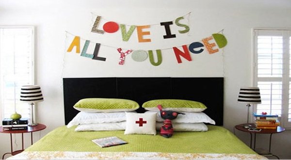 แต่งบ้านด้วยลายลักษณ์อักษร