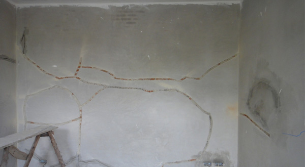 ปัญหาต่างๆ เกี่ยวกับบ้านว่าด้วยเรื่องผนัง