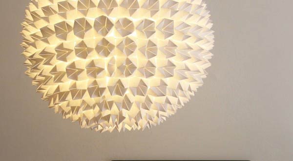 โคมไฟจากกระดาษ