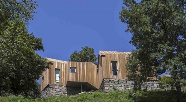 แบบบ้านไม้ บนเนินเขาฝรั่งเศส