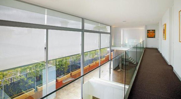 วิธีการเช็ดกระจกให้ใสปิ๊ง 