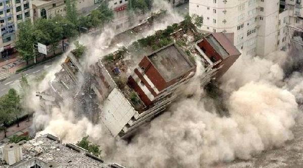 รื้อถอนบ้านอย่างไรไม่ให้ผิดกฎหมาย