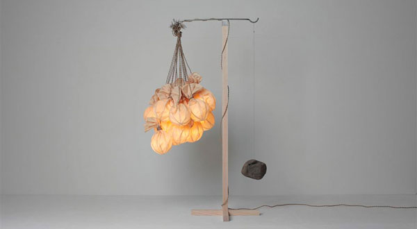 โคมไฟชั่งน้ำหนัก