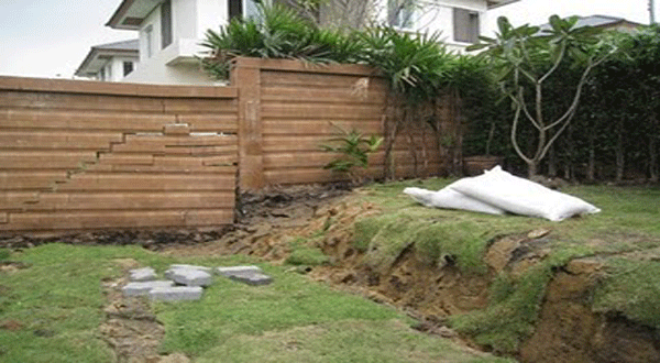 ปัญหากำแพงรั้วแตกร้าว-บ้านทรุด