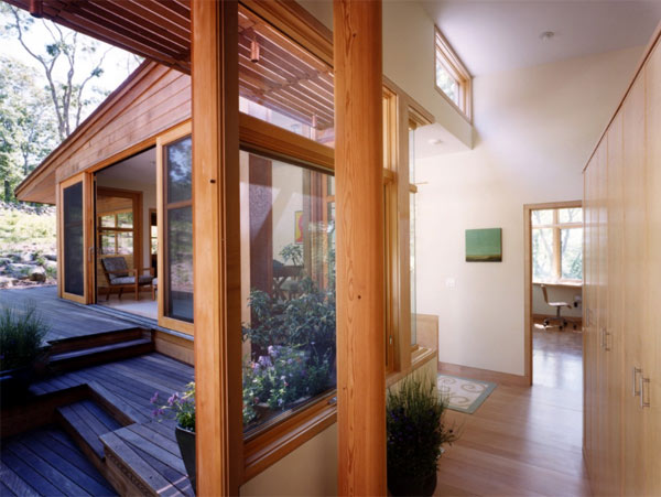 บ้านไม้ บ้าน