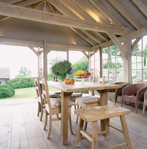 ไม้ระแนง เก้าอี้สาน โต๊ะไม้