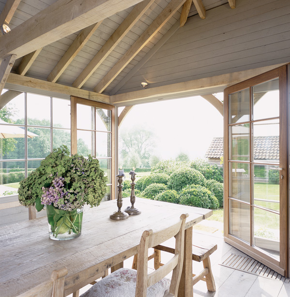 ไม้ระแนง โต๊ะไม้ กระจก