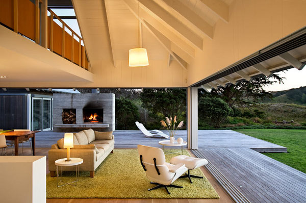 โซฟา พรม โคมไฟ เตาผิง