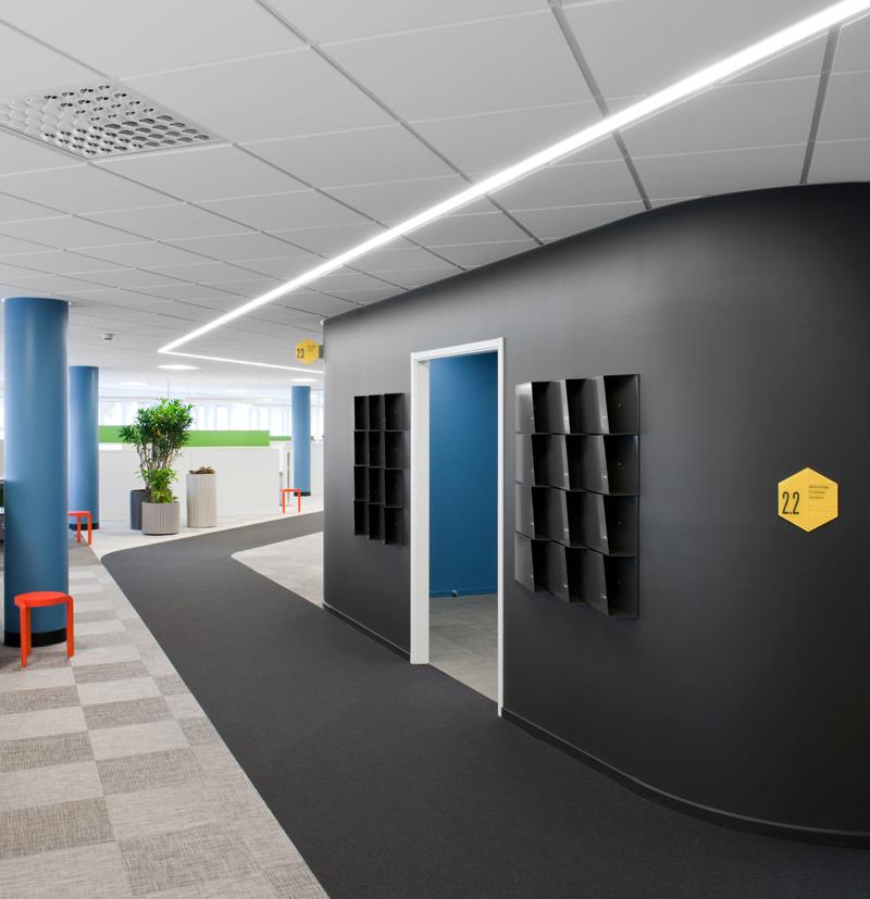 ช่องระบายอากาศ ประตู ฝ้าเพดาน