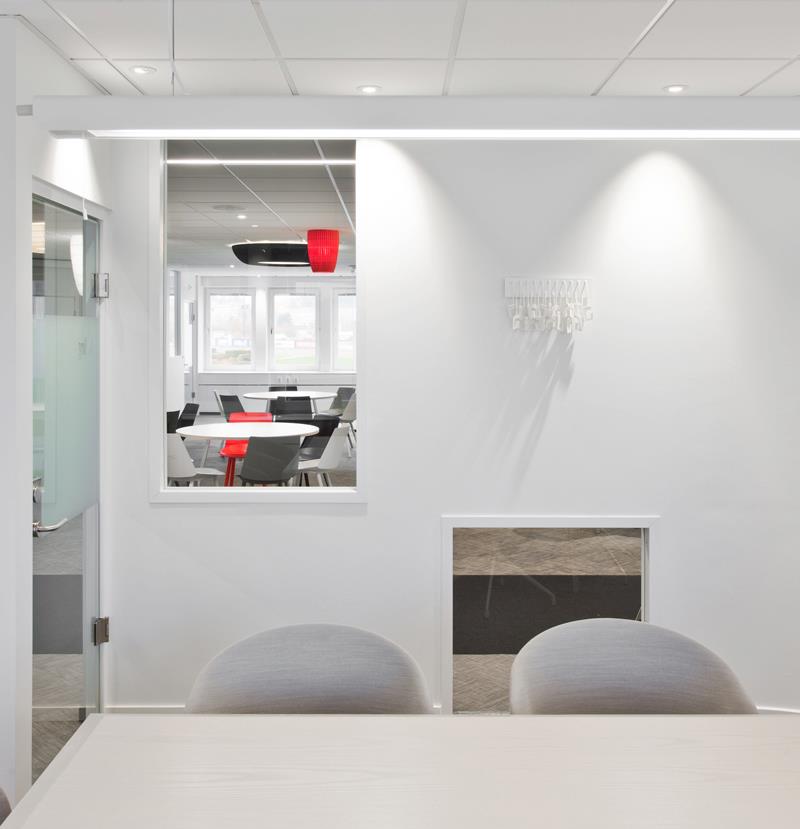 ห้องประชุม ฝ้าเพดาน ผนัง กระจก