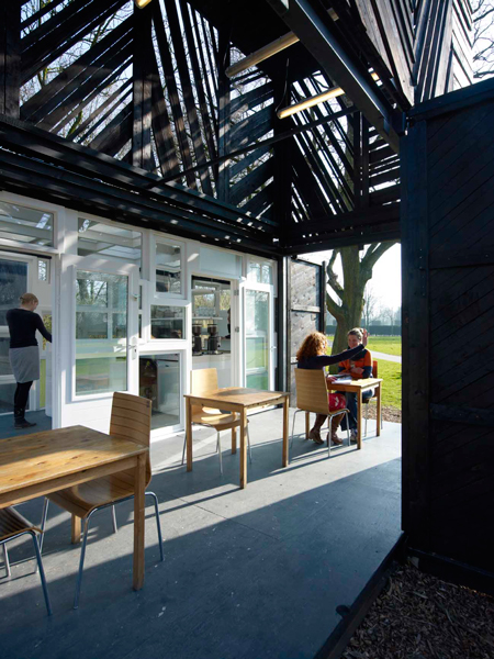 โต๊ะไม้ เก้าอี้ไม้