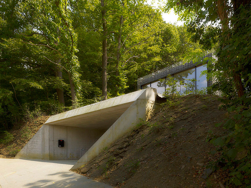 โรงจอดรถ