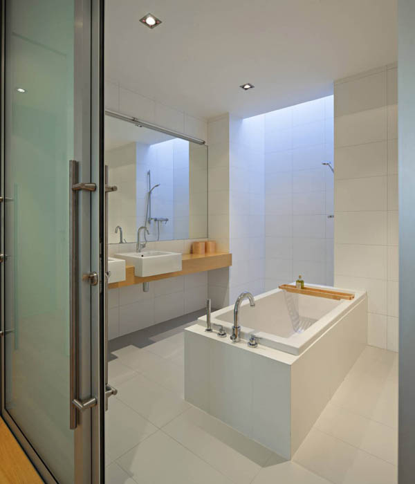 ห้องน้ำ เบื้องห้องน้ำสีขาว ห้องน้ำ เบื้องห้องน้ำสีขาว