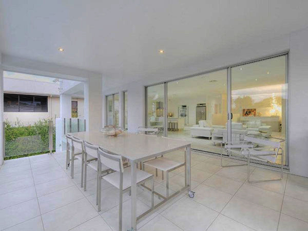 ตกแต่งบ้านสีขาว