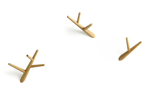 ที่แขวนเสื้อติดผนัง แบบเก๋ๆ