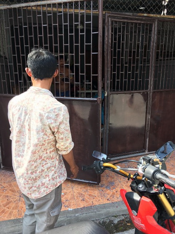 รีโนเวท