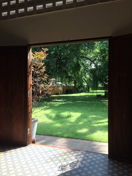 สนามหญ้า