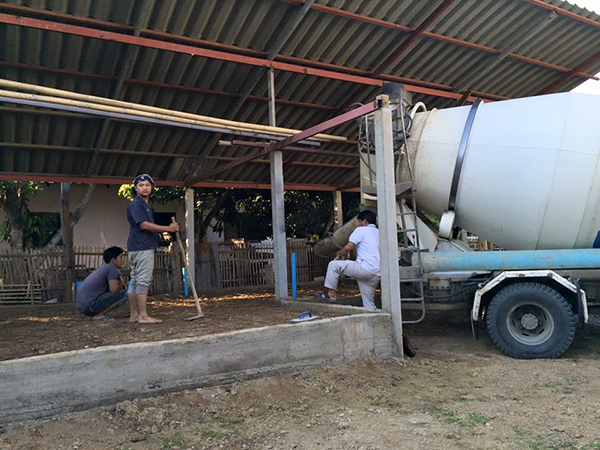 เทพื้นปูน