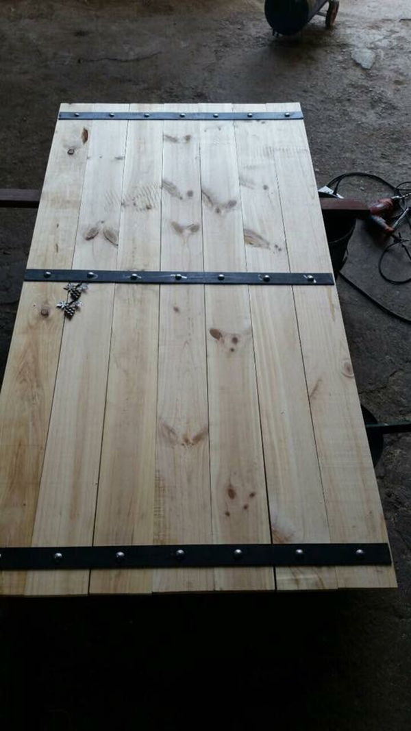 ประตูไม้