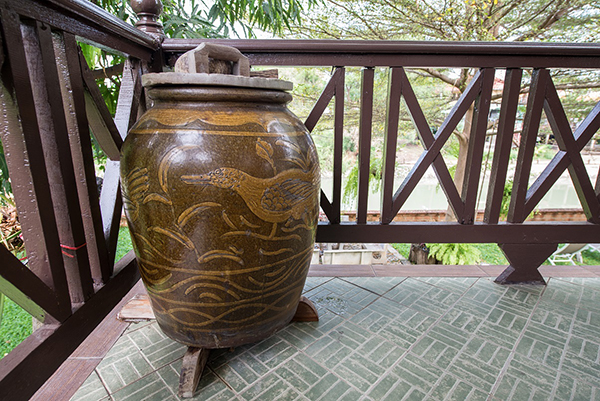 ตุ่มน้ำ