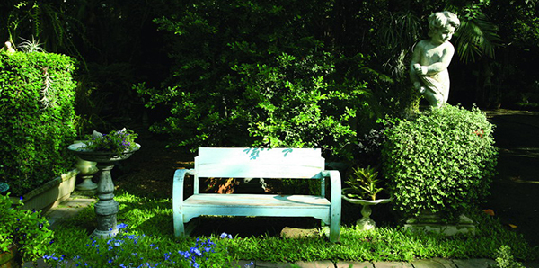 แต่งสวน ด้วยรูปปั้น