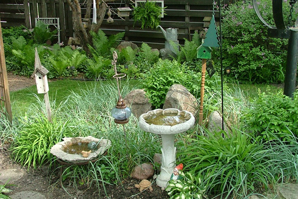 แต่งสวน ด้วยรูปปั้น