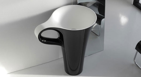 อ่างน้ำรูปแก้วน้ำ