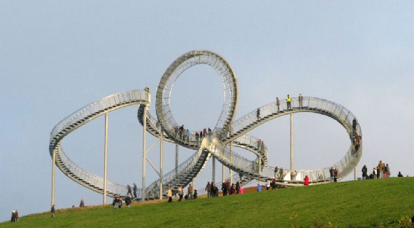 บรรไดยักษ์