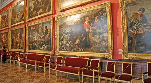 วิธีทำความสะอาดภาพสีน้ำมันให้ดูเหมือนใหม่