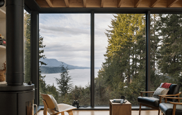 บ้านสองชั้นหลังเล็กในป่าใหญ่ สไตล์โมเดิร์น