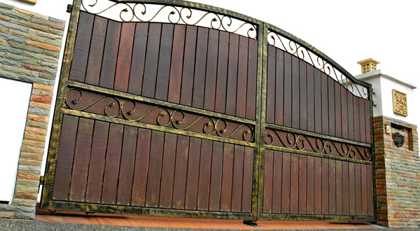 ไอเดียการตกแต่งรั้วบ้านให้ดูเก๋