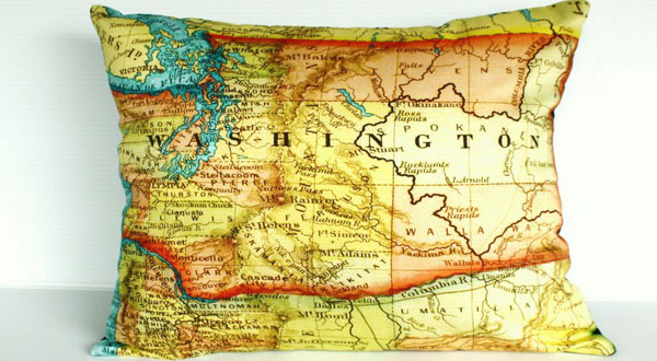 หมอนอิงแผนที่