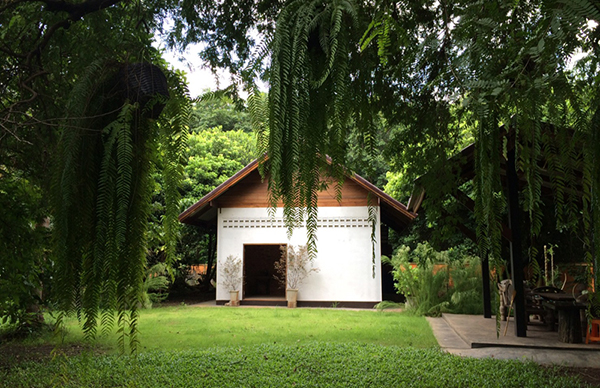 สร้างครัวนอกตัวบ้าน แถมศาลาพักใจ