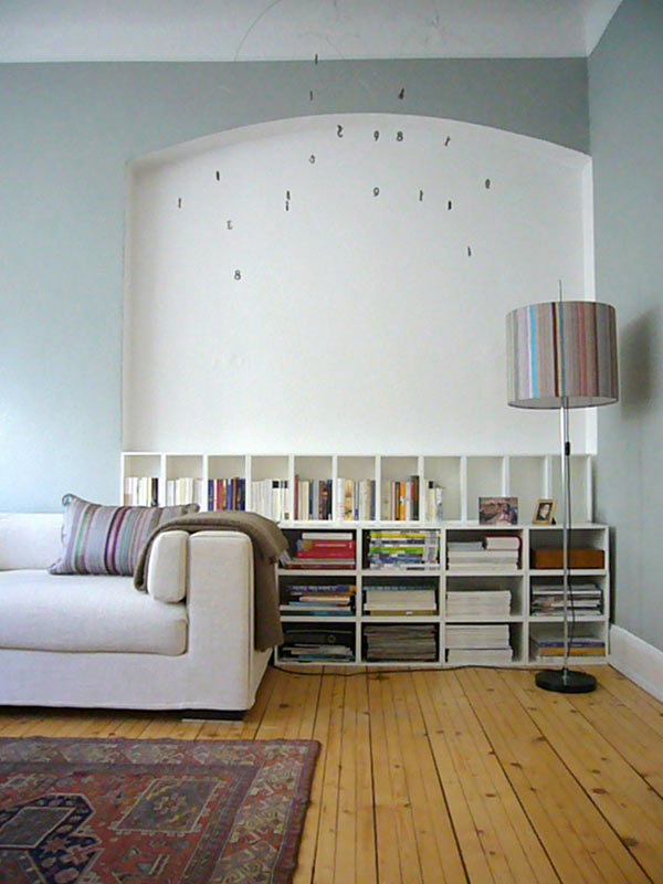 ชั้นวางเก็บของ พรม พื้นไม้ ชั้นวางเก็บของ พรม พื้นไม้