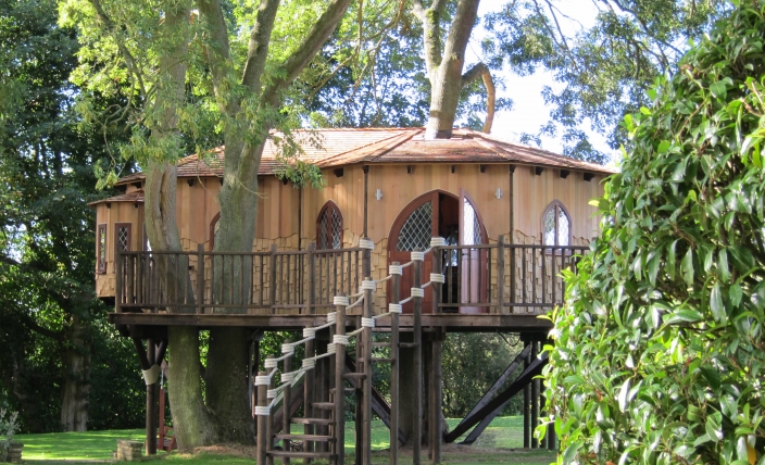 บ้านต้นไม้สุดหรู บ้านต้นไม้สุดหรู