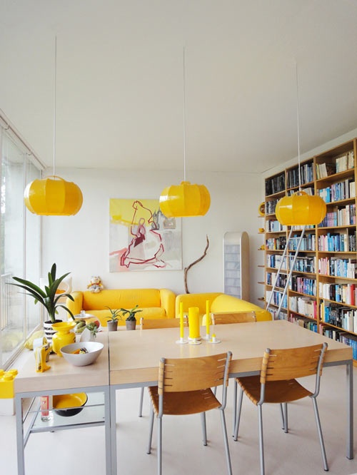 ชั้นวางหนังสือ ชั้นวางหนังสือ