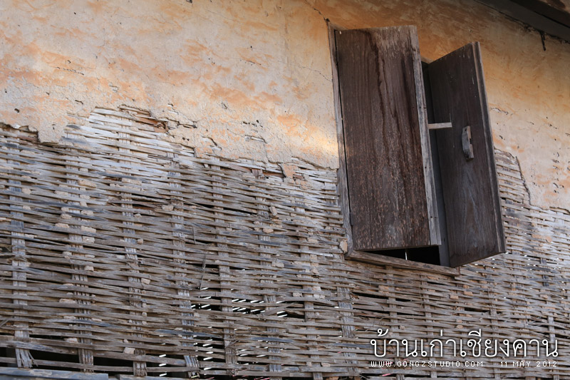 หน้าต่างไม้โบราณ หน้าต่างไม้โบราณ