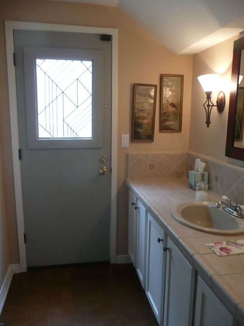 ประตูทึบ ประตูทึบ