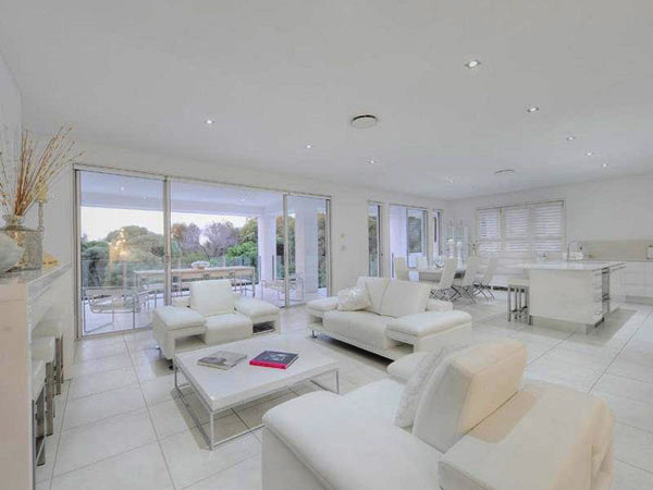 ตกแต่งบ้านสีขาว