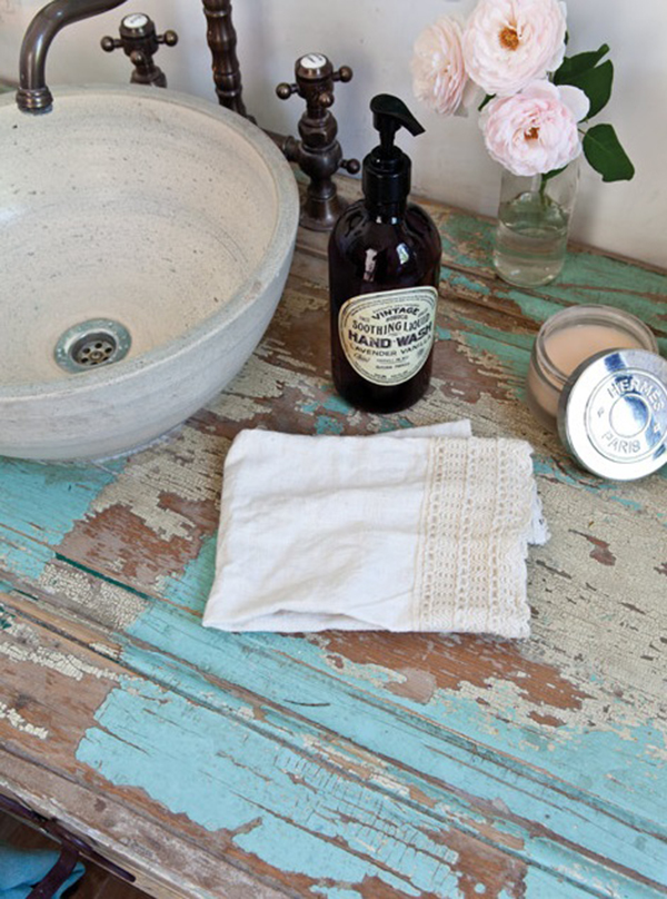 ตกแต่งห้องน้ำด้วยเคาท์เตอร์ไม้ ตกแต่งห้องน้ำด้วยเคาท์เตอร์ไม้