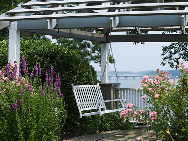 ชิงช้าแต่งสวน